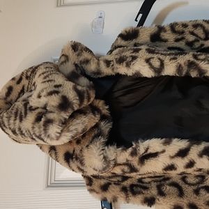 Fur beautiful babu girl Hoodie size 18m to 24 m